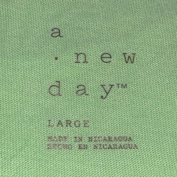 A New Day Womens Lime Green Loose-Fit T-Shirt Cap Sleeves Lightweight Size Large - Picture 7 of 9